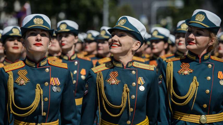 В Воронеже прошел парад Победы