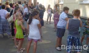 Родители всё-таки отвоевали единственную в Воронеже школу-интернат для глухих и слабослышащих детей