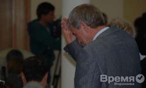 Александр Шипулин, несмотря на уголовное дело из-за поездки в Париж, остался на посту вице-спикера Гордумы