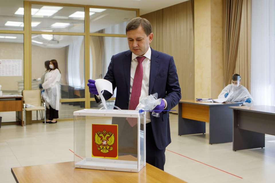 Спикер Воронежской облдумы проголосовал по поправкам в Конституцию