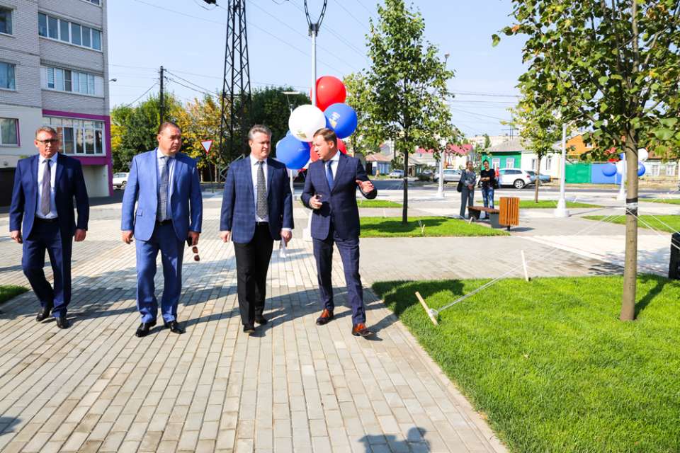 Мэр Воронежа высоко оценил сотрудничество с бизнесом при благоустройстве городских территорий 