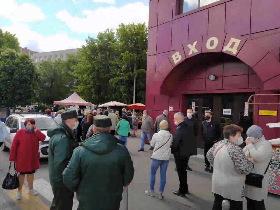 Воронежские торговцы устроили митинг за отмену аренды в пандемию