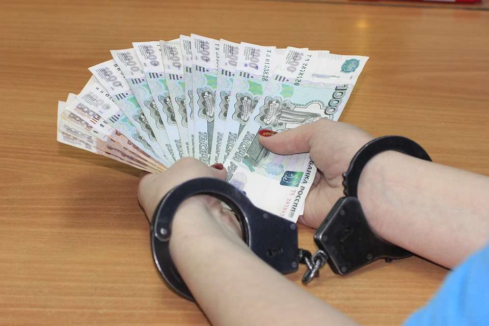 Сотрудницу банка в Воронежской области подозревают в хищении 24 млн рублей