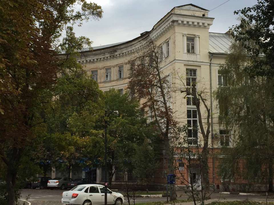 Власти разъяснили жителям воронежской сталинки на Депутатской нюансы расселения 