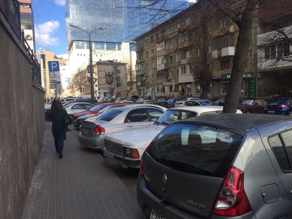 Парковки в центре Воронежа останутся бесплатными до конца недели