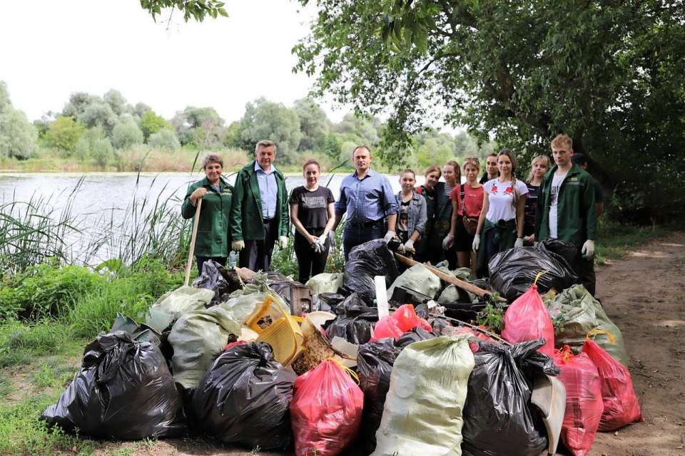 В Воронежской области приступили к уборке водных объектов региона