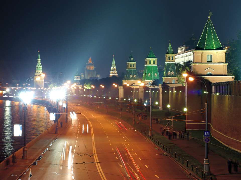 В Воронеже с кризисом борются днем, а в Москве – ночью
