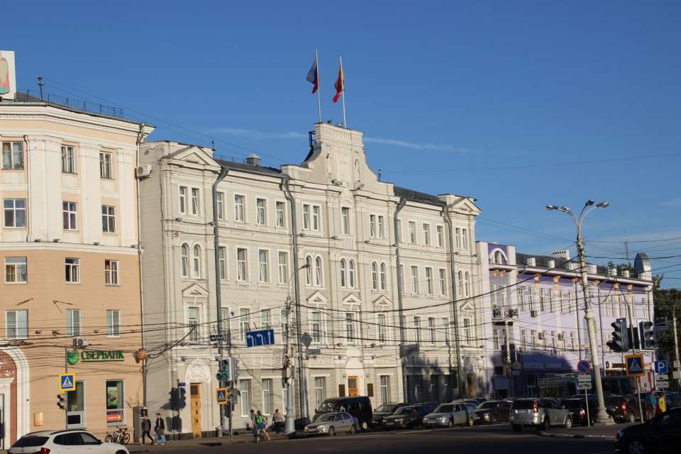 Мэрия Воронежа отдаст 13,4 млн рублей за охрану служебных зданий