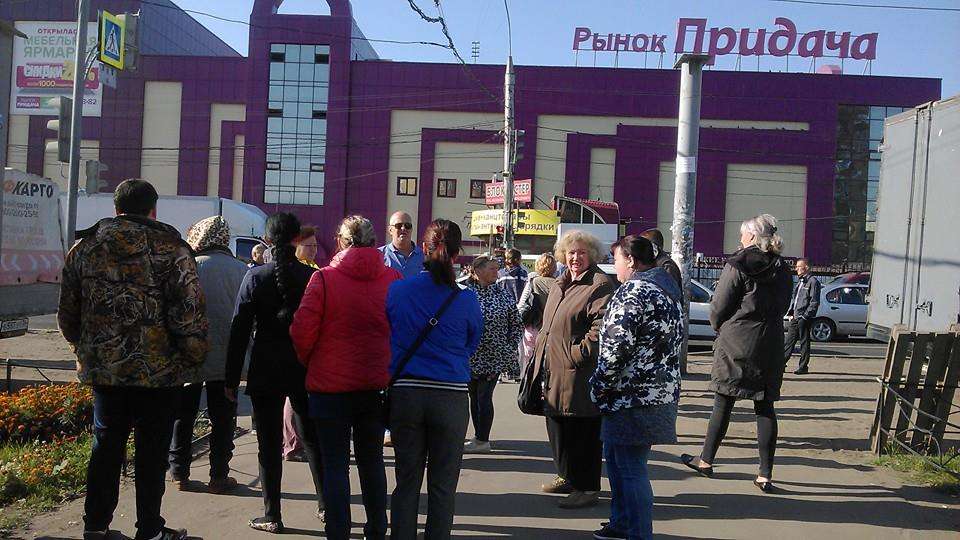 Воронежские власти приступили к сносу мини-рынка