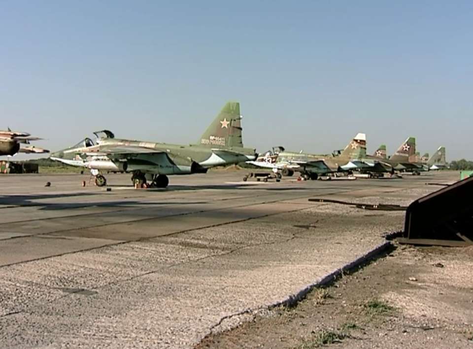 Боевые самолеты из Сирии приземлились под Воронежем