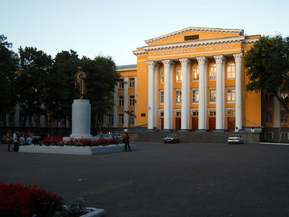 Воронежский «политех» остается кузнецой кадров для отечественной оборонки
