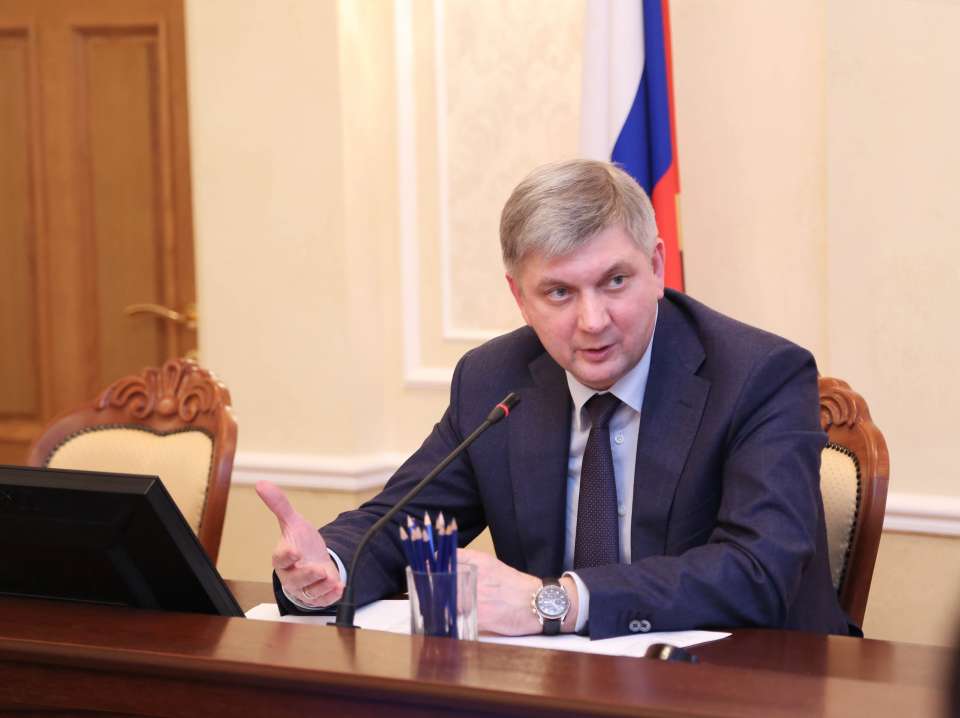 Мэр Липецка популярнее Александра Гусева 