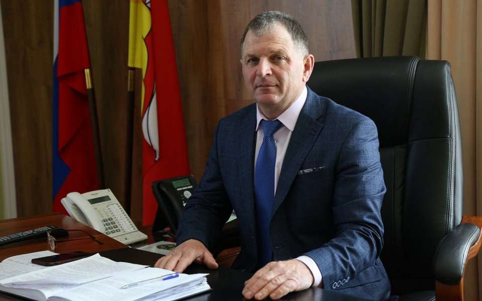 Главой администрации Калачеевского района переизбрали Николая Котолевского 