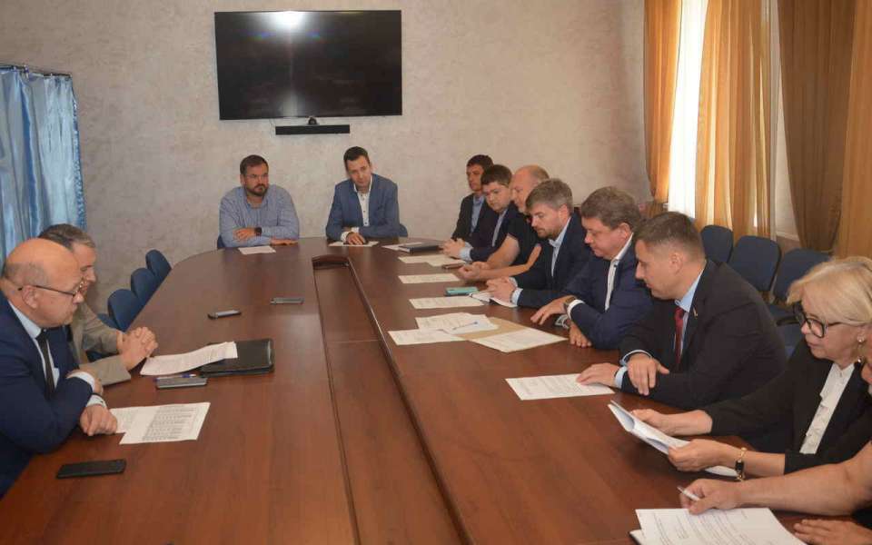 Воронежские депутаты недовольны темпами подготовки многоквартирных домов к отопительному сезону