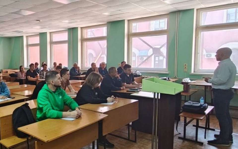 В воронежском вузе обсудили со слушателями тему «Драйверы российской экономики»