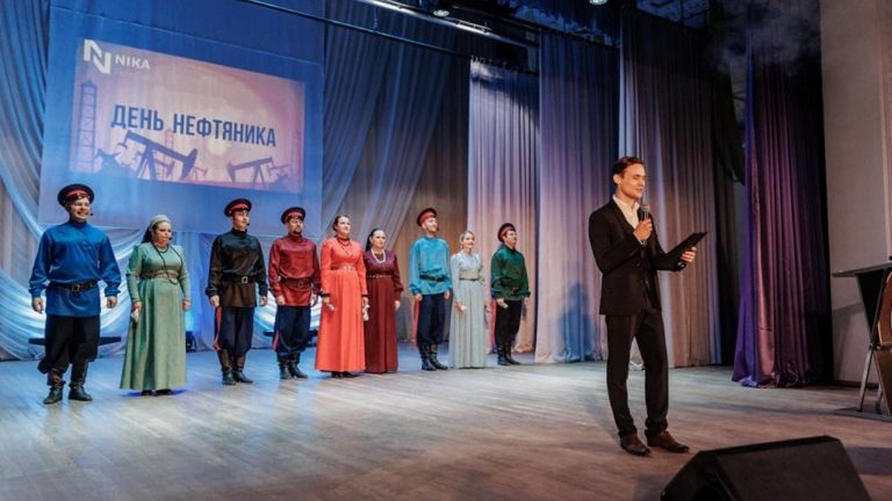 Главная картинка новости: В Семилуках отпраздновали День нефтяной и газовой промышленности 