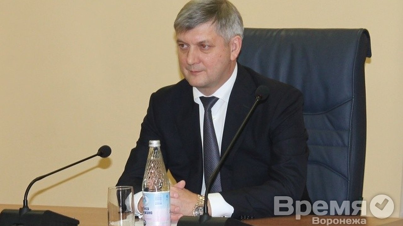 Главная картинка новости: Специалисты мэрии выяснили, из-за чего воронежцы переплачивают по счётчикам за общедомовые нужды