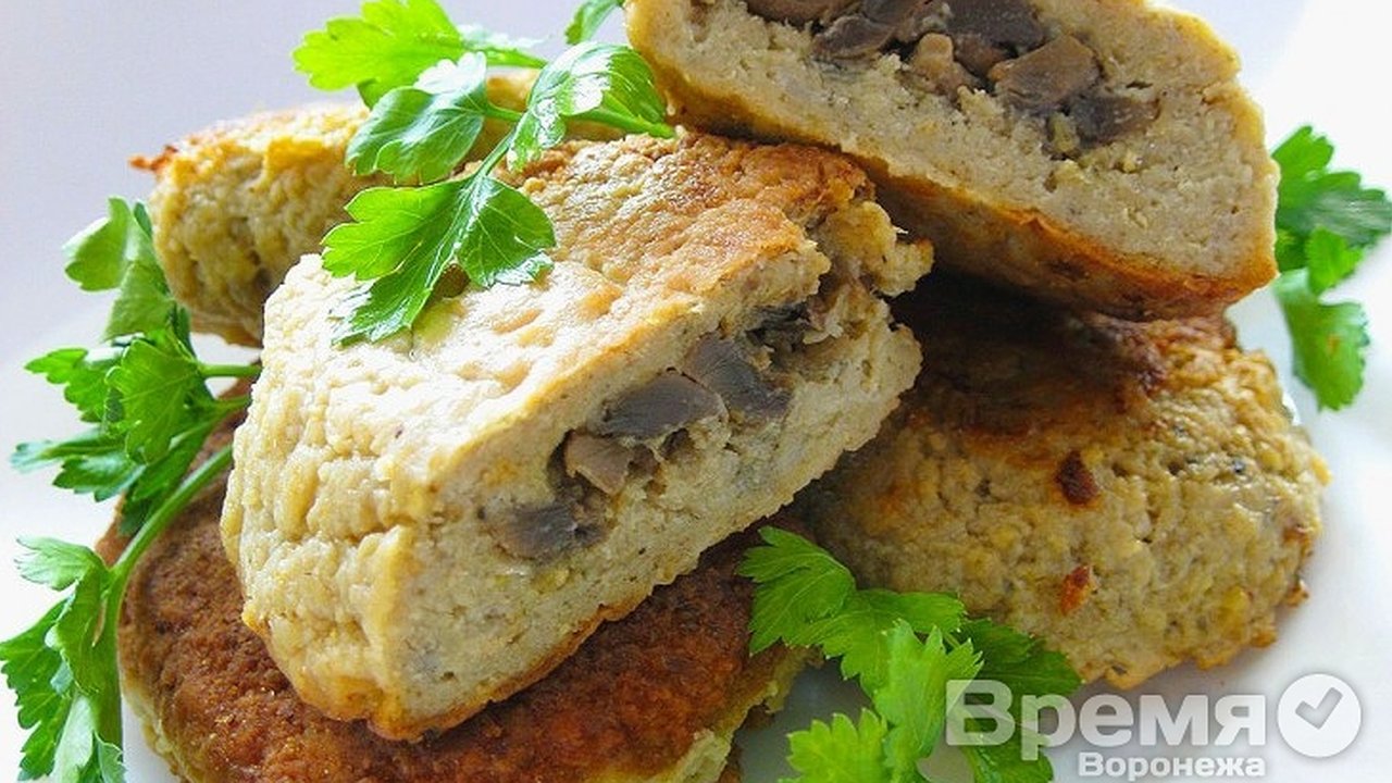 Главная картинка новости: В воронежских кафе кормили полуфабрикатами неизвестного происхождения