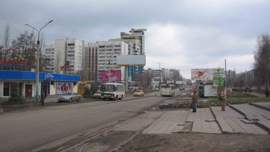 Главная картинка новости: По воронежским улицам хлещет кипяток