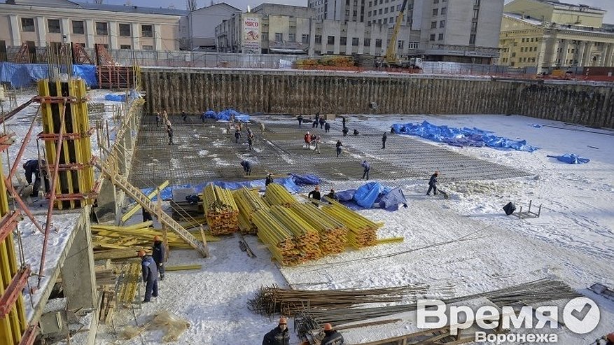 Главная картинка новости: Воронежские предприниматели предпочитают торговать нелегально, несмотря на наличие свободных мест на официальных рынках