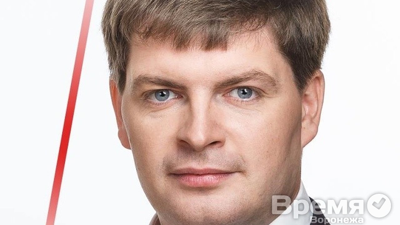 Главная картинка новости: Владимир Калинин: «Такая дума Воронежу не нужна»