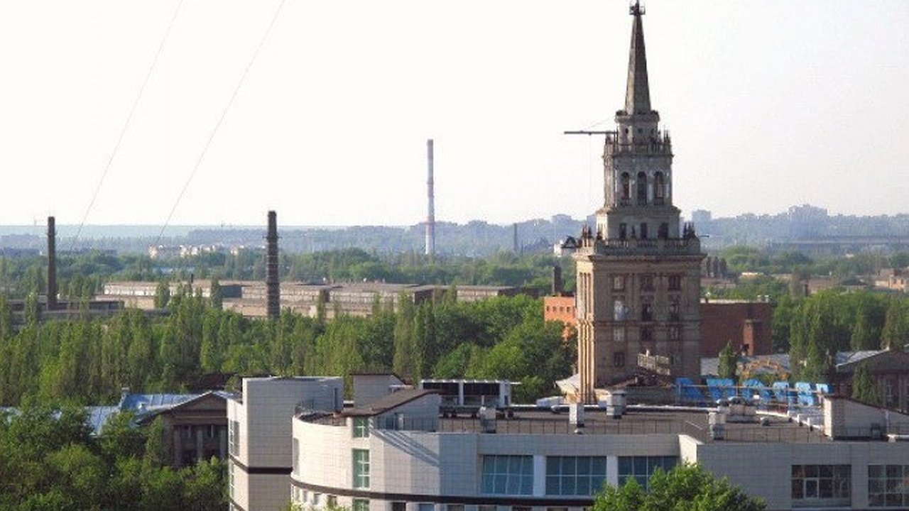 Главная картинка новости: Мэрия планирует потратить 28 млн рублей на реставрацию дома с башней в районе  цирка