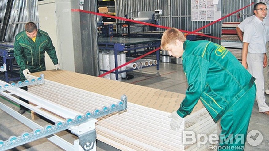 Главная картинка новости: Воронежская мебельная фабрика заявила о банкротстве, получив поддержку от властей