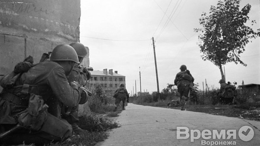 Главная картинка новости: В рамках празднования Дня города покажут «Оборону Воронежа»