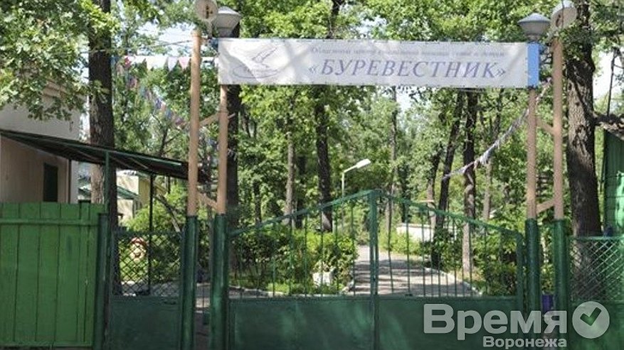 Главная картинка новости: Куда ушли беженцы после закрытия пунктов временного размещения в Воронеже?