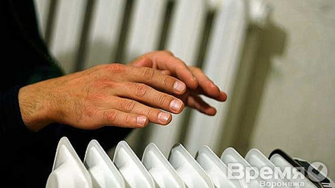 Главная картинка новости: Воронежцы получат тепло, несмотря на финансовые споры коммунальщиков
