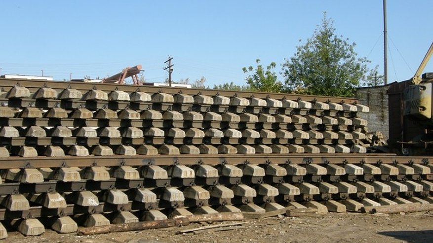 Главная картинка новости: Дублер Московского проспекта будет закрыт из-за ремонта ж/д дороги