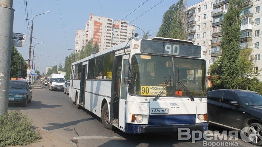 Главная картинка новости: Чтобы получить маршрут, воронежским перевозчикам придётся набрать большое количество баллов