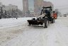 Миниатюра новости: Бороться со снегом в Воронеже привлекли технику от Военно-воздушной академии