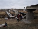 Семье погибшего при обрушении моста в Воронежской области выплатят матпомощь