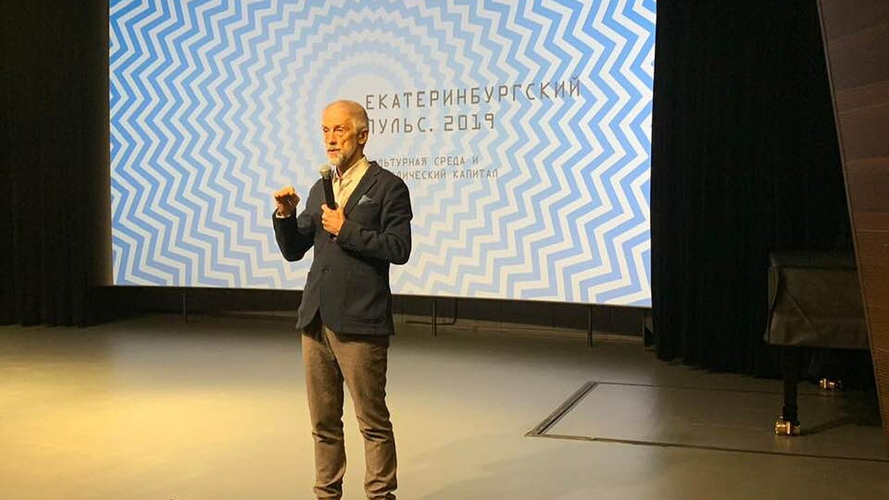 Главная картинка новости: Бывший ректор воронежского института искусств стал худруком МХАТа им. Горького