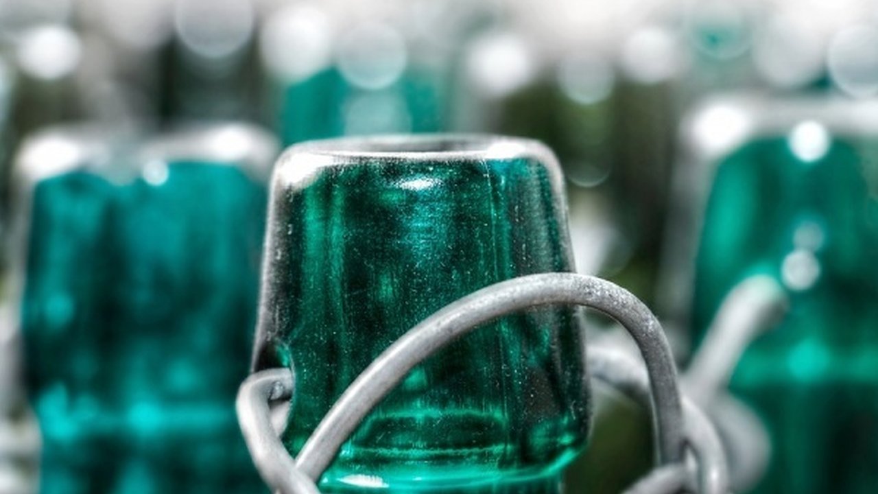 Главная картинка новости: Головная структура Воронежского стеклотарного завода сменила руководство на фоне банкротства