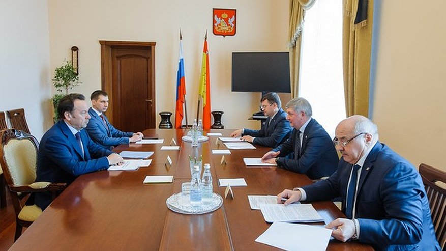 Главная картинка новости: Воронежский Сбербанк возглавит Денис Скребец