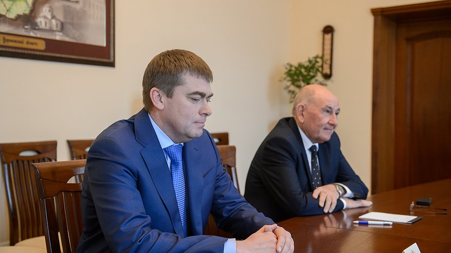 Главная картинка новости: Воронежский губернатор дал напутствие преемнику Виктора Шевцова в Лискинском районе