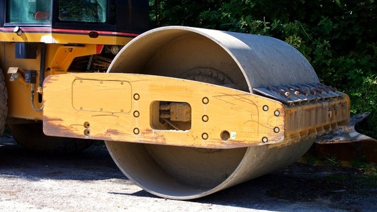 Главная картинка новости: Лидеры госзаказа разделили воронежские дорожные контракты на 851 млн рублей