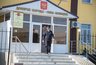 Миниатюра новости: Следователи заподозрили главу ОМВД под Воронежем в принуждении директора фирмы оплатить ворота для отдела