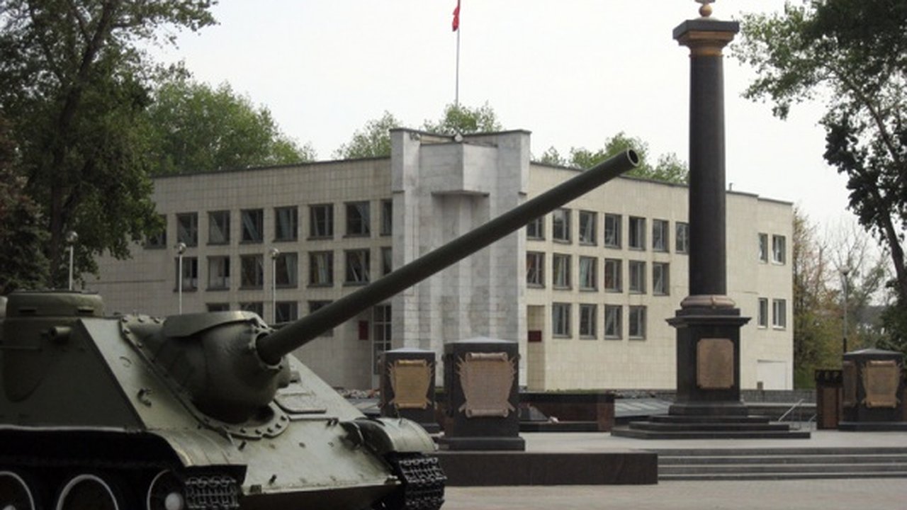 Главная картинка новости: Цена ремонта братской могилы в воронежском Музее-диораме снизилась до 4 млн рублей