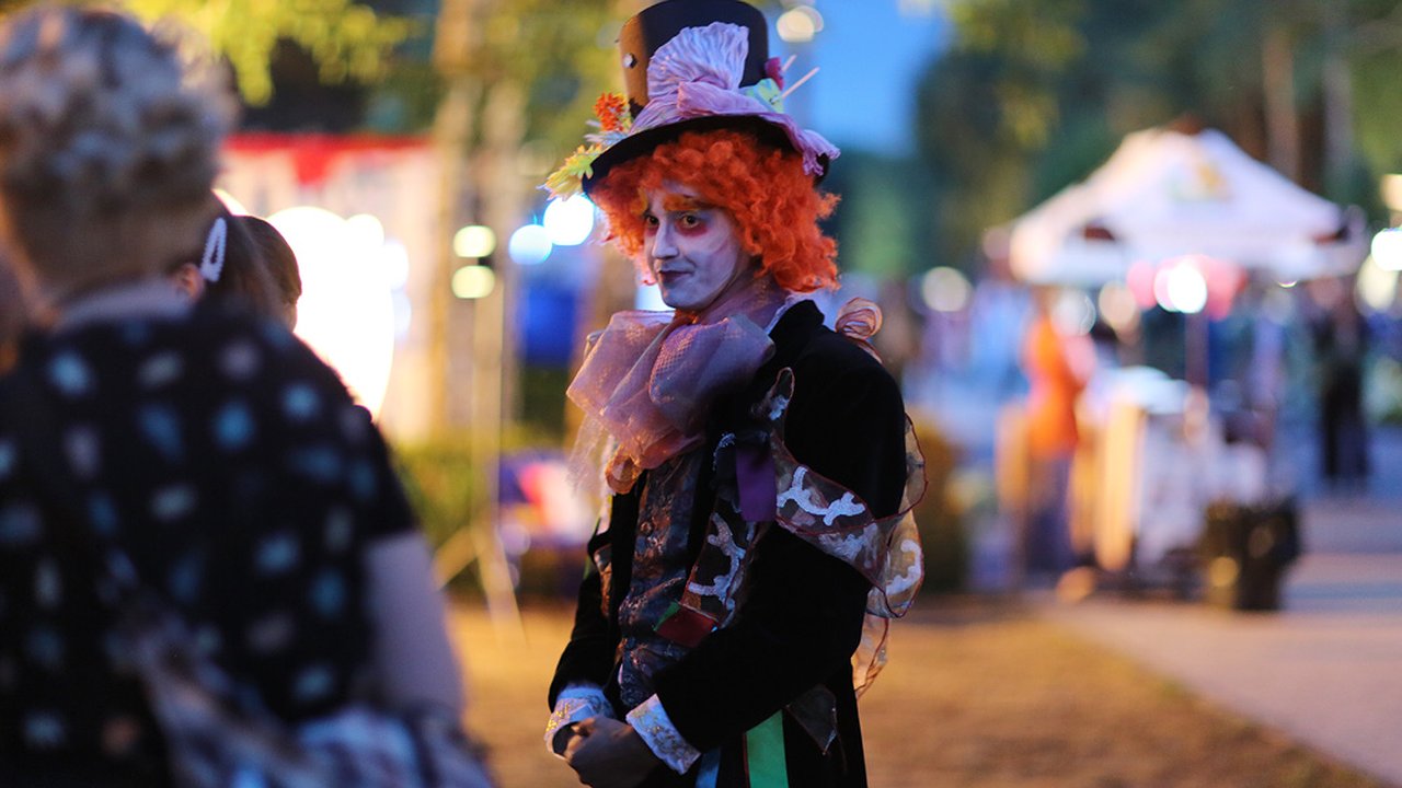 Главная картинка новости: Воронежские власти не поскупятся на проведение общегородского выпускного-2021  