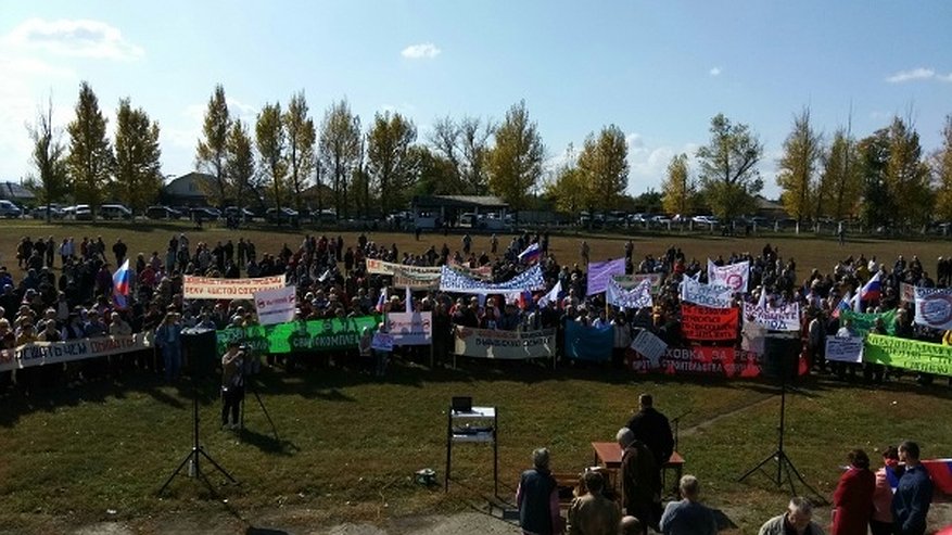 Главная картинка новости: Пайщики села под Воронежем судятся против стройки ГК «Агроэко»