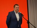 Депутат воронежской гордумы поздравил женщин с Днем матери