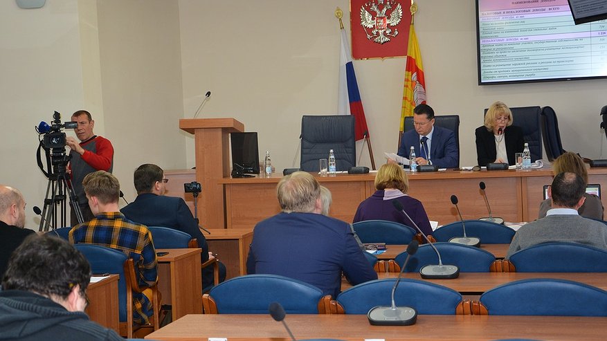 Главная картинка новости: «Деньги нам не нужны». В Воронеже рассмотрели проект бюджета 2020-2022
