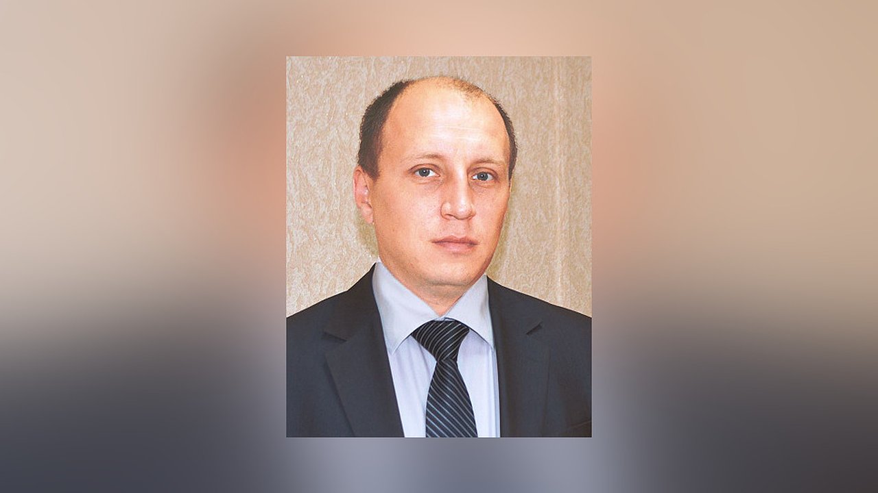 Главная картинка новости: Эртилю под Воронежем сменили мэра после перехода экс-главы в избирком