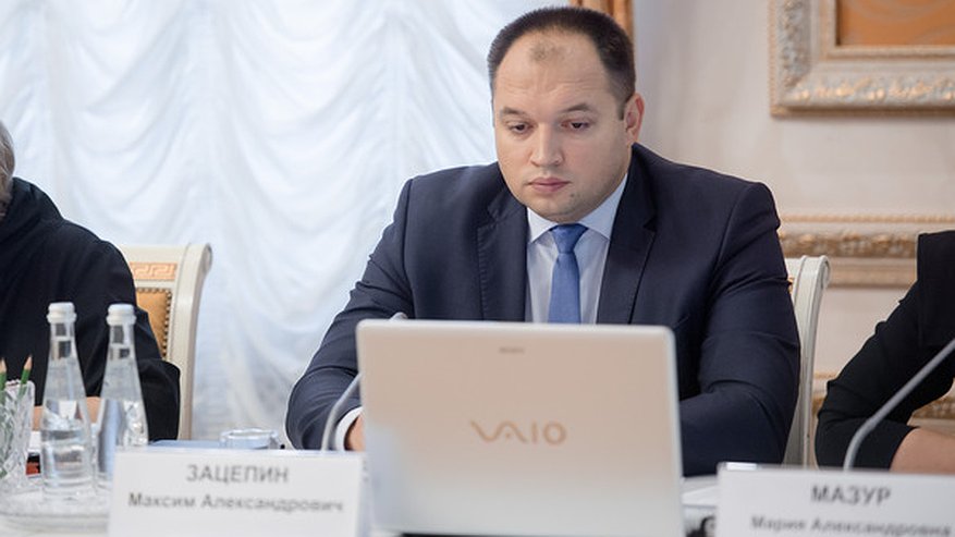 Главная картинка новости: Максим Зацепин покинул пост главы департамента ЖКХ и энергетики Воронежской области