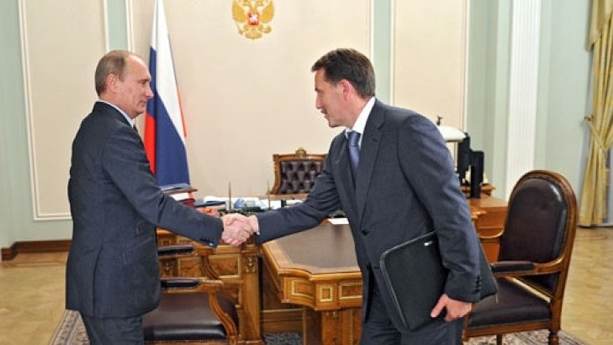 Главная картинка новости: Алексей Гордеев признался Владимиру Путину, что для модернизации здравоохранения Воронежской области нужен «волшебный пендель»
