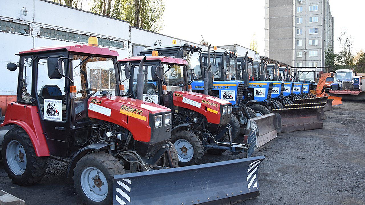 Главная картинка новости: Вадим Кстенин заявил о покупке более 70 единиц коммунальной техники