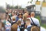 Миниатюра новости: Массивная давка образовалась на входе в новую школу в Воронеже